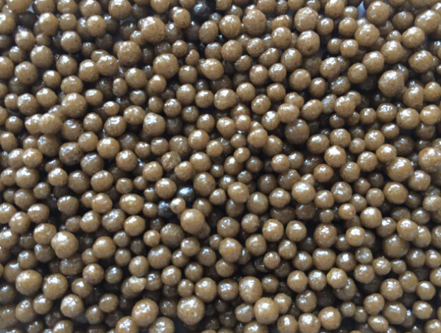 咖啡色树脂包衣尿素